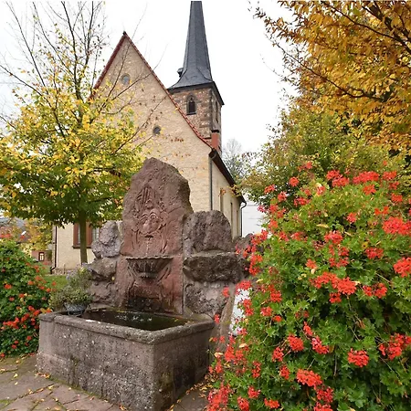 Apartment Bright Garden Retreat, Cleaning Included Friedrichroda